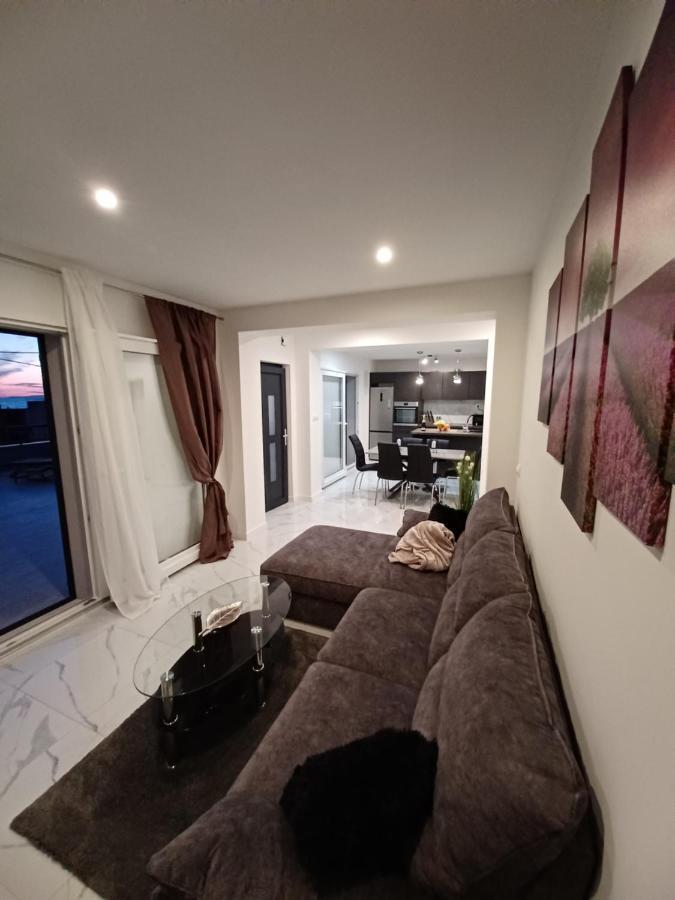Luxury Apartment Cvita Podstrana Luaran gambar